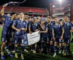 huracan-vencio-a-talleres-de-remedios-de-escalada-por-cuartos-de-final-copa-argentina-2024