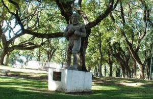 monumento-de-ringo-bonavena-en-el-parque-de-los-patricios