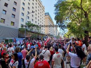 torneo-liga-2024-fecha-27-velez-huracan-banderazo-4