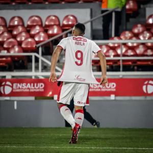 wanchope-abila-y-su-vuelta-al-gol-en-Huracan-2024